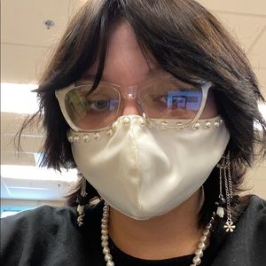 Meet your Posher, Leon